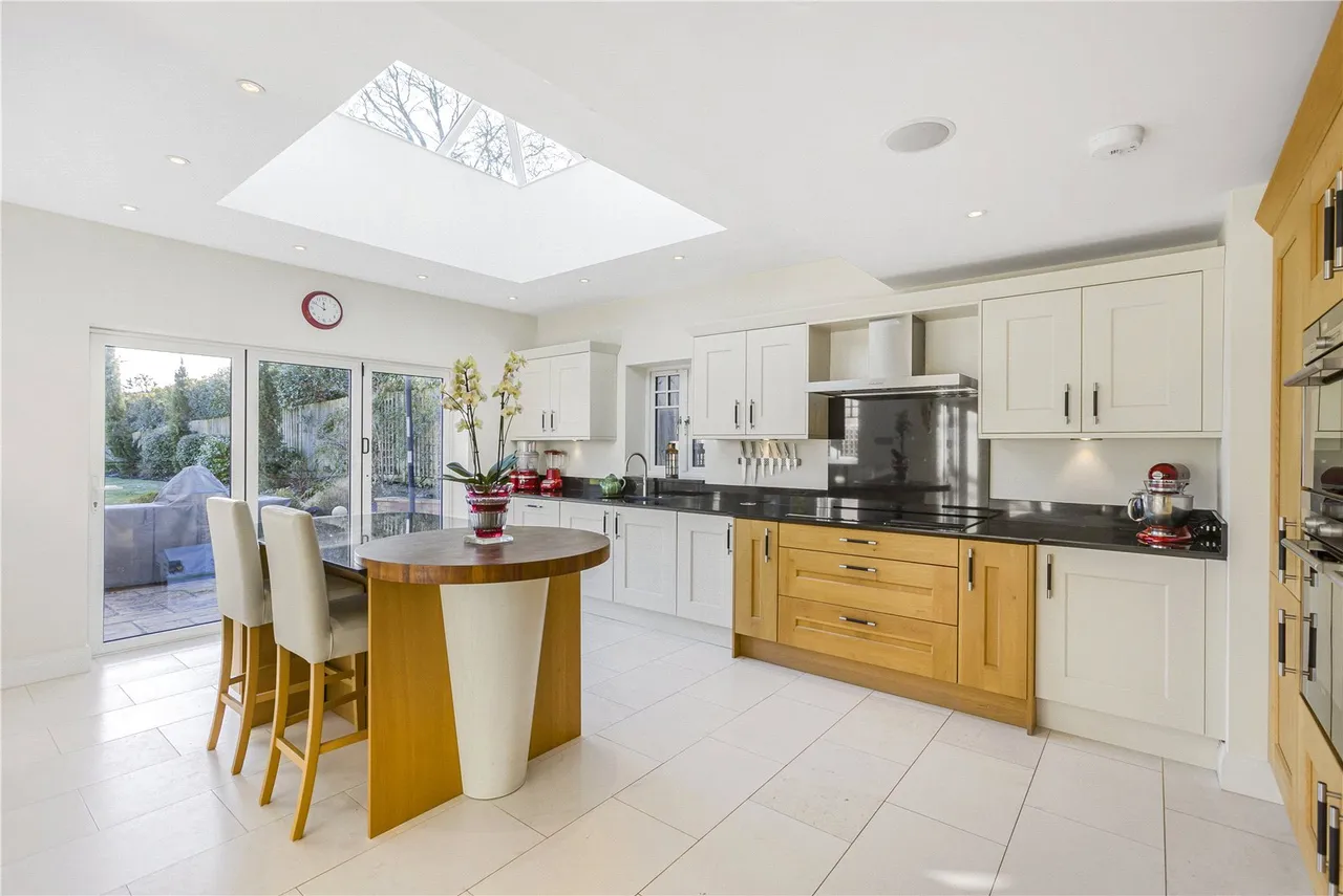 Hanyards Lane, Cuffley, Hertfordshire, EN6 4AS, photo 7