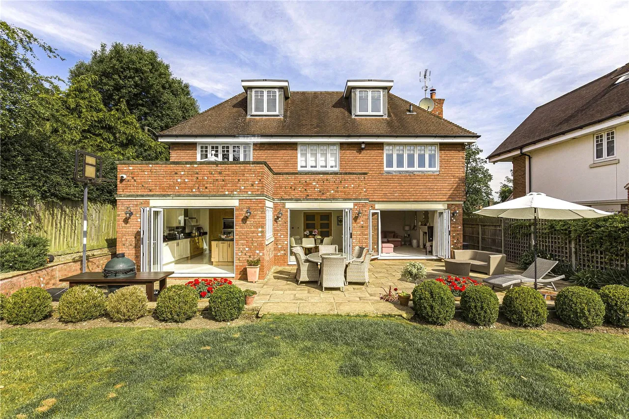 Hanyards Lane, Cuffley, Hertfordshire, EN6 4AS, photo 17