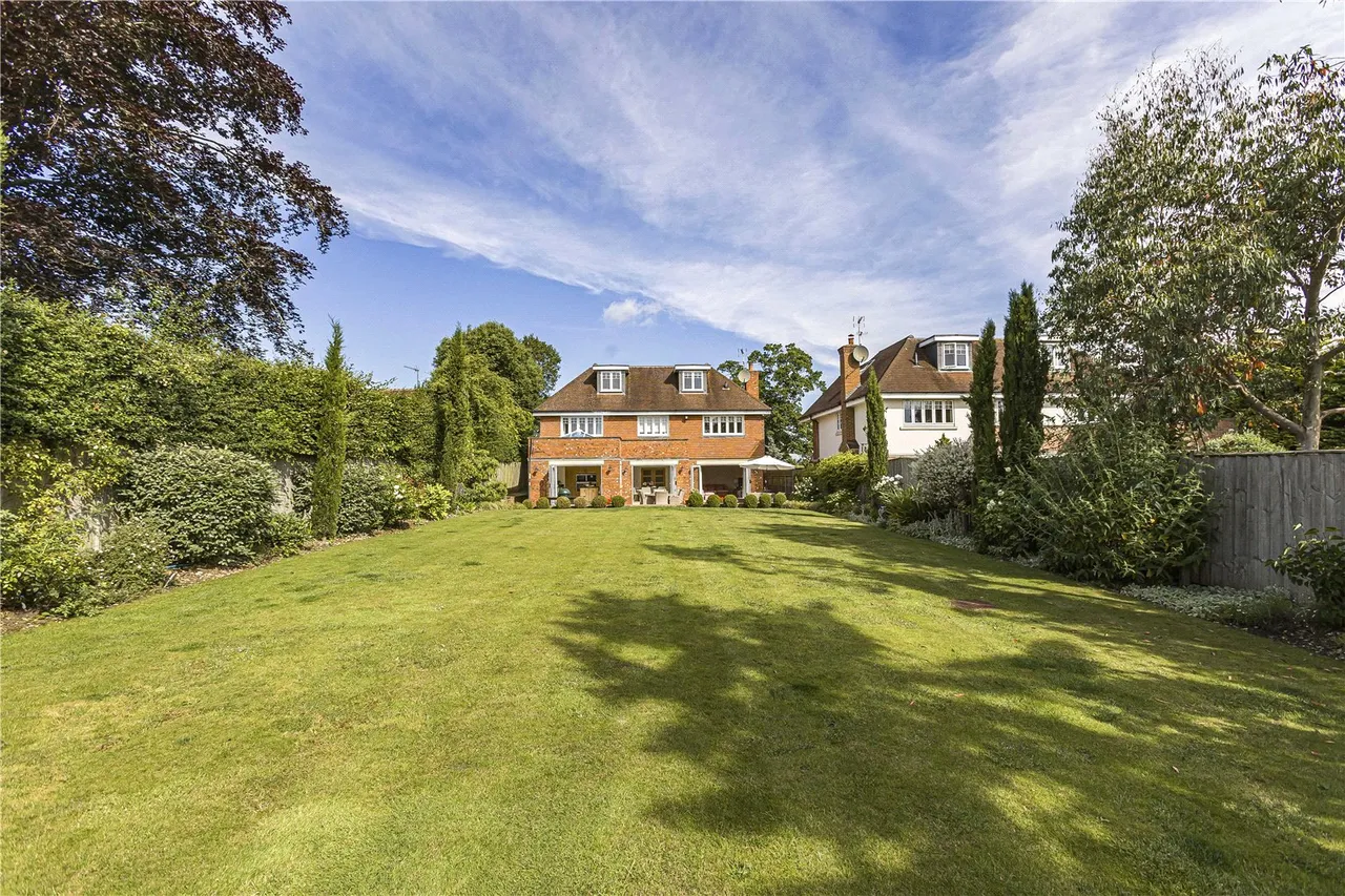 Hanyards Lane, Cuffley, Hertfordshire, EN6 4AS, photo 5