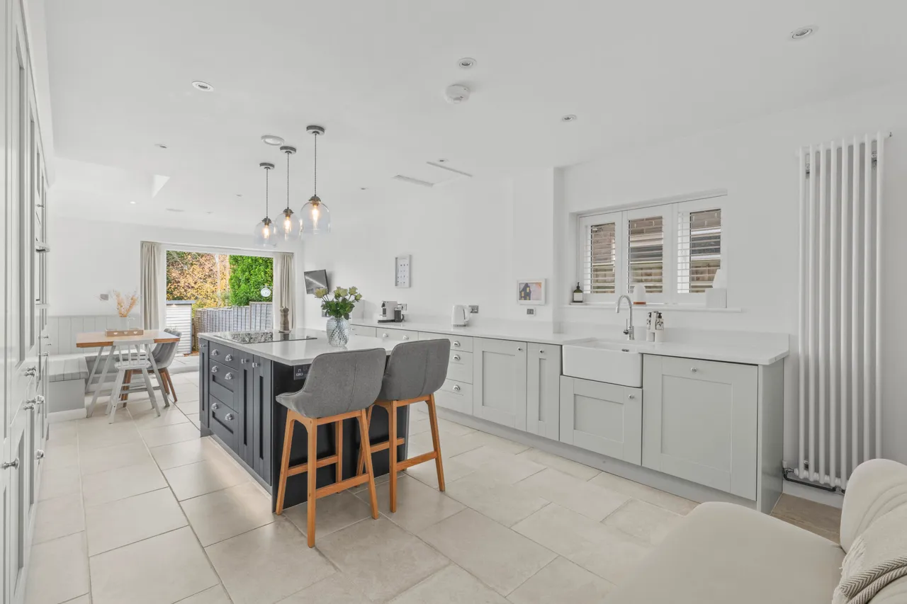 Dobbins Lane, Wendover, HP22, photo 3