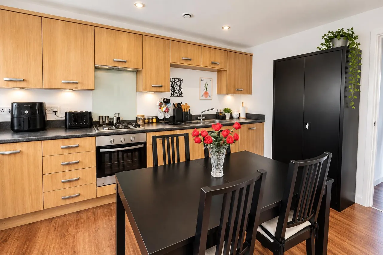 Groombridge Avenue, Eastbourne, East Sussex, BN22 7FF, photo 5