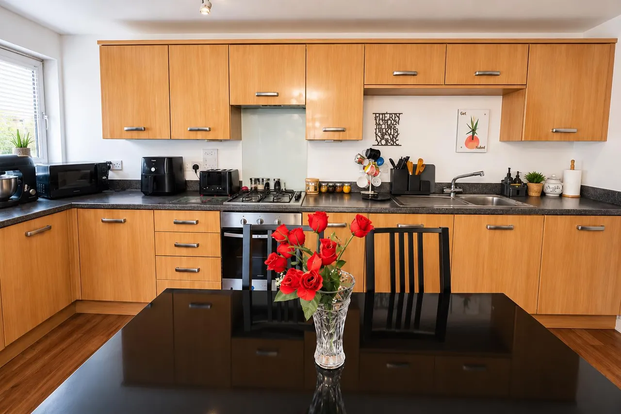 Groombridge Avenue, Eastbourne, East Sussex, BN22 7FF, photo 6