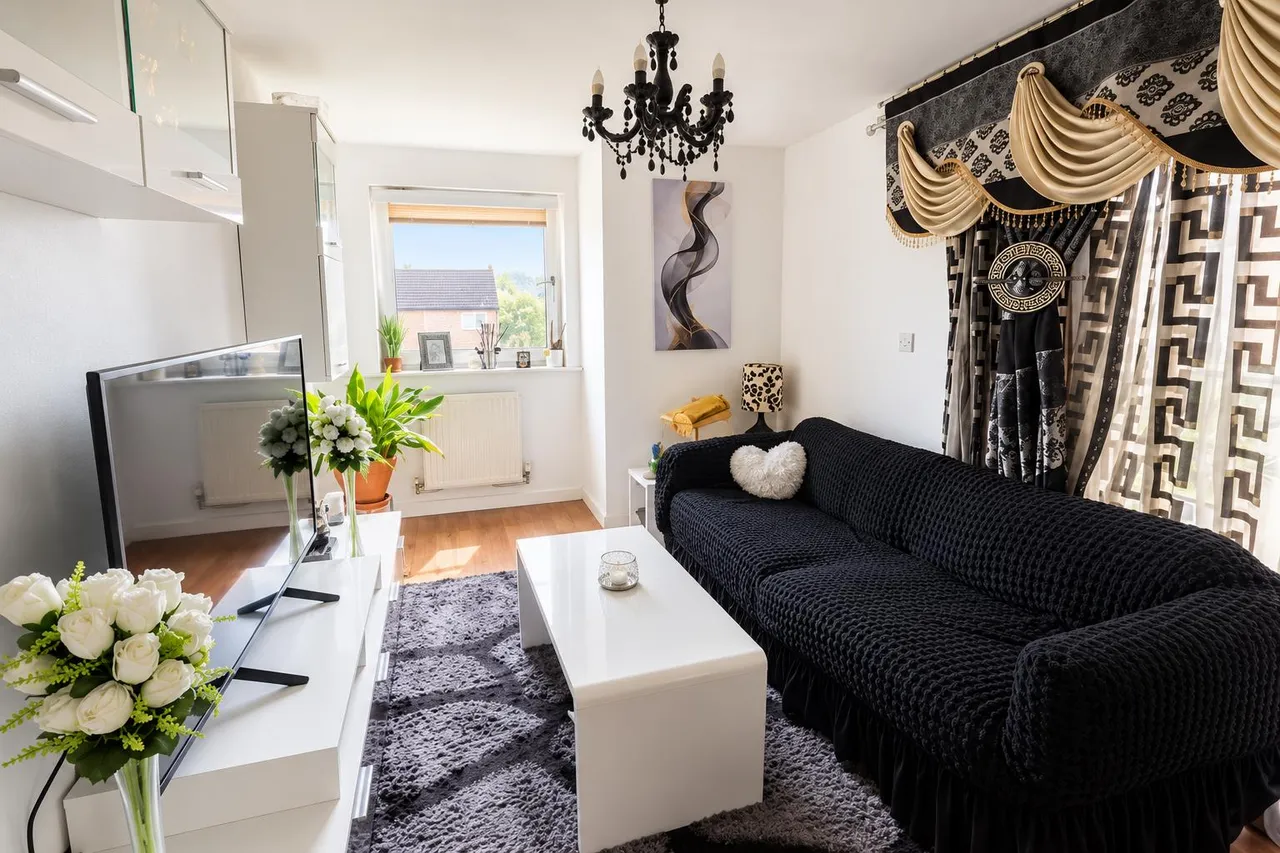 Groombridge Avenue, Eastbourne, East Sussex, BN22 7FF, photo 3
