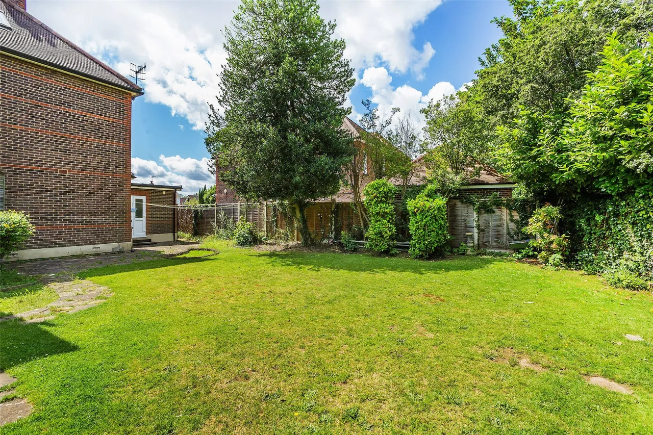 Massetts Road, Horley, RH6, photo 4