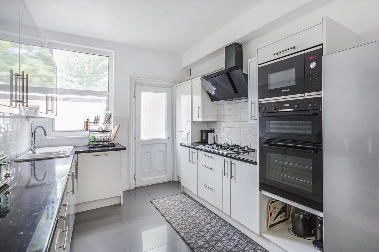 Massetts Road, Horley, RH6, photo 7