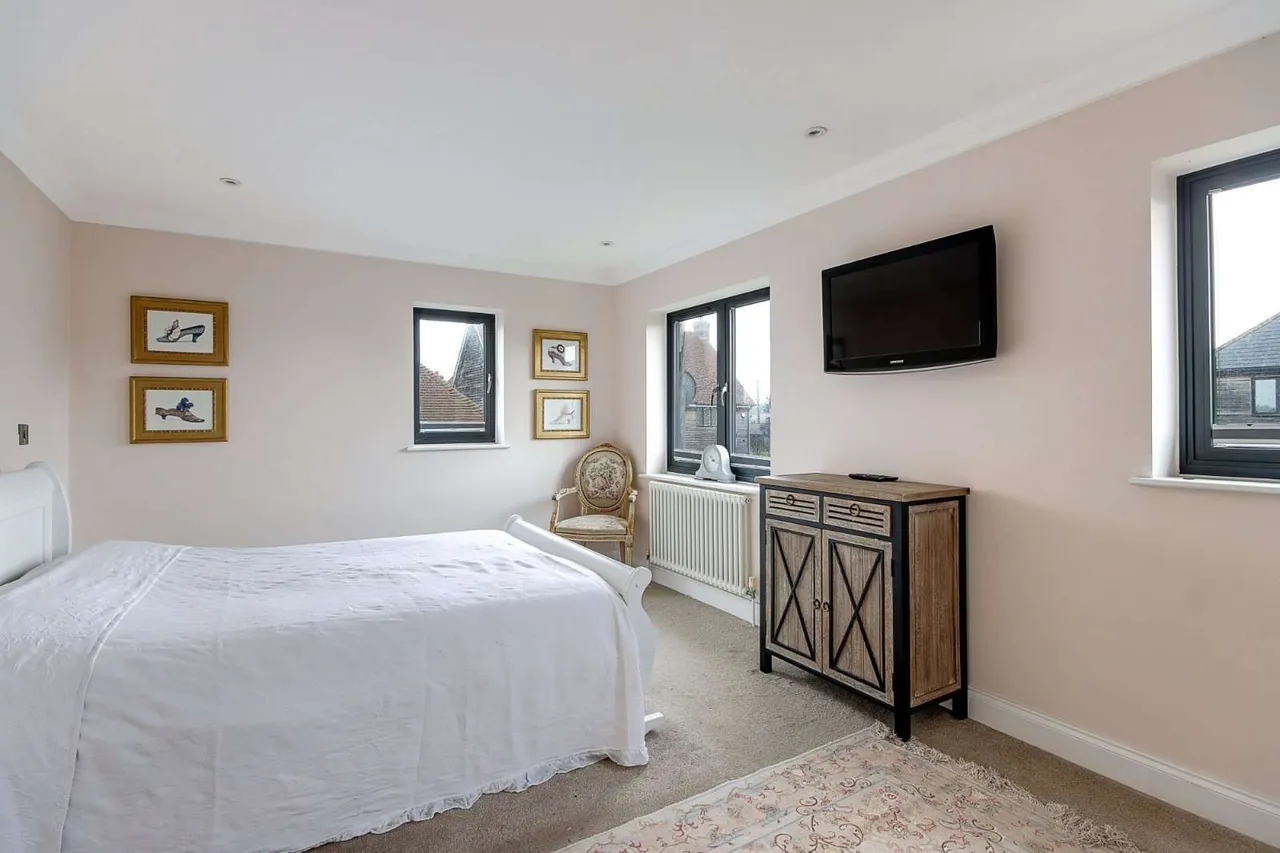 Paddock Court, Woodnesborough, CT13, photo 18