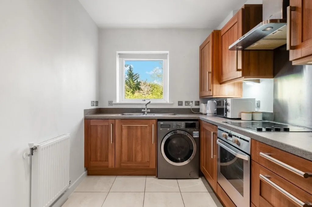 Strawberry Fields, Addlestone, KT15, photo 14