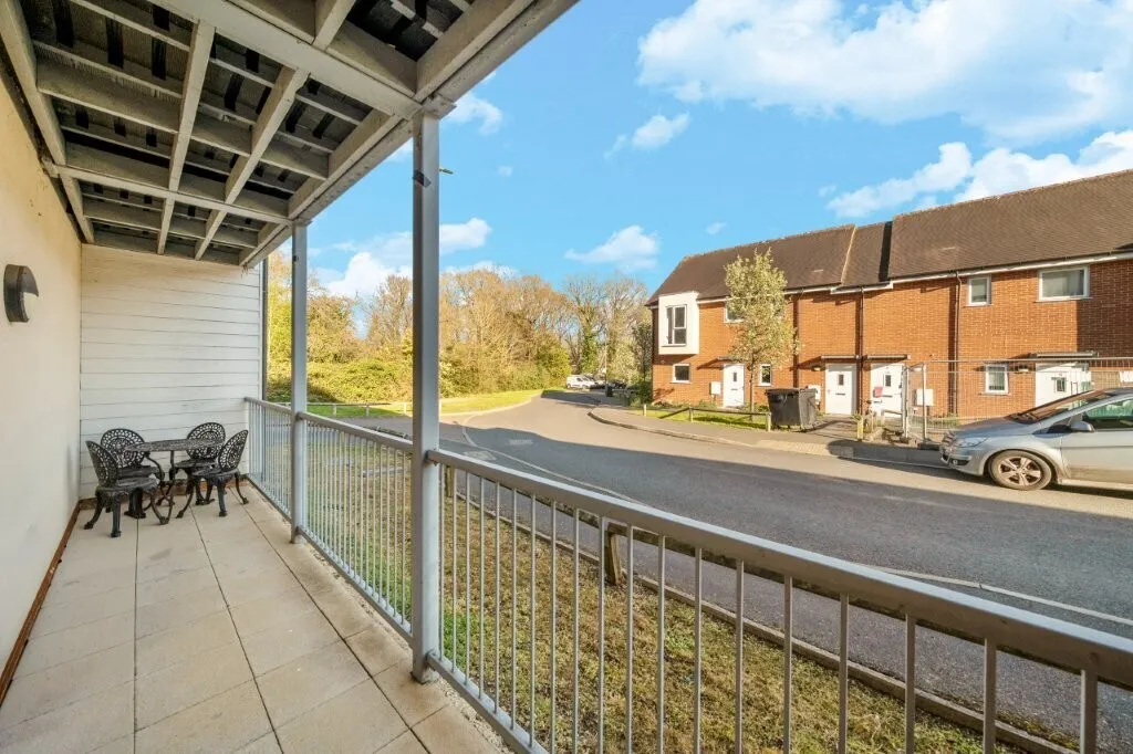 Strawberry Fields, Addlestone, KT15, photo 18