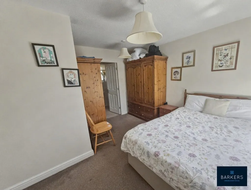 Knightsbridge Walk, Bradford 4 BD4 6ES, photo 10