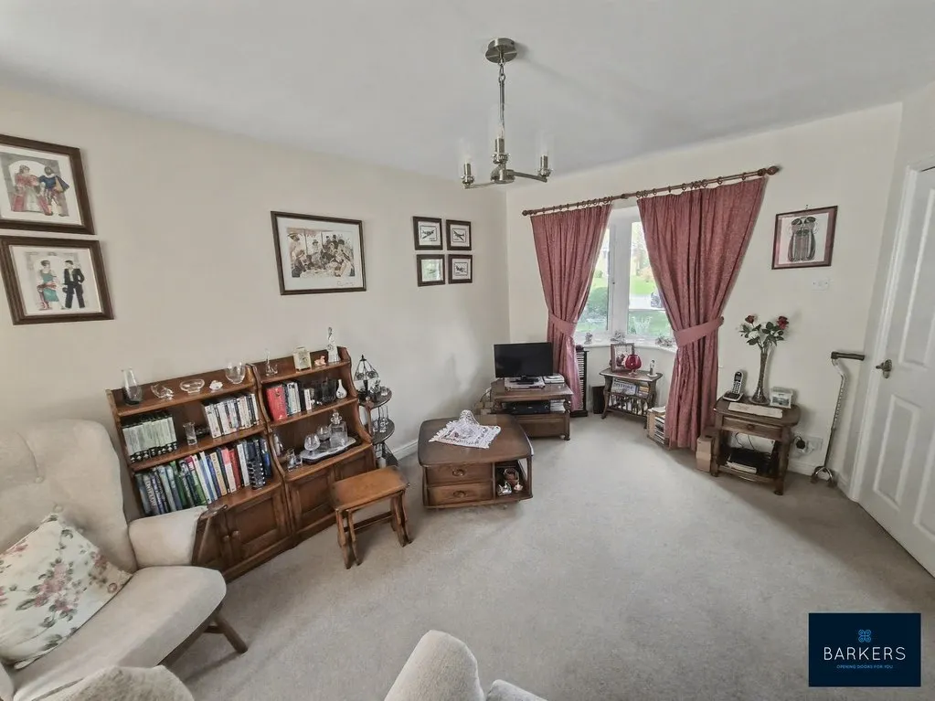 Knightsbridge Walk, Bradford 4 BD4 6ES, photo 18