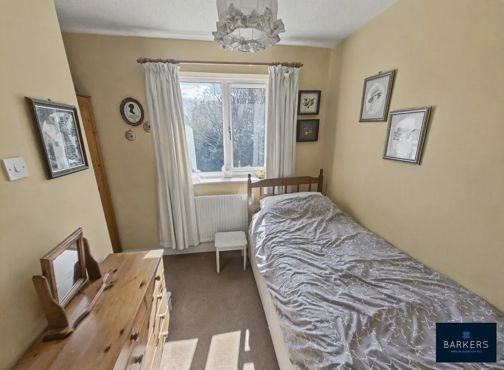 Knightsbridge Walk, Bradford 4 BD4 6ES, photo 12