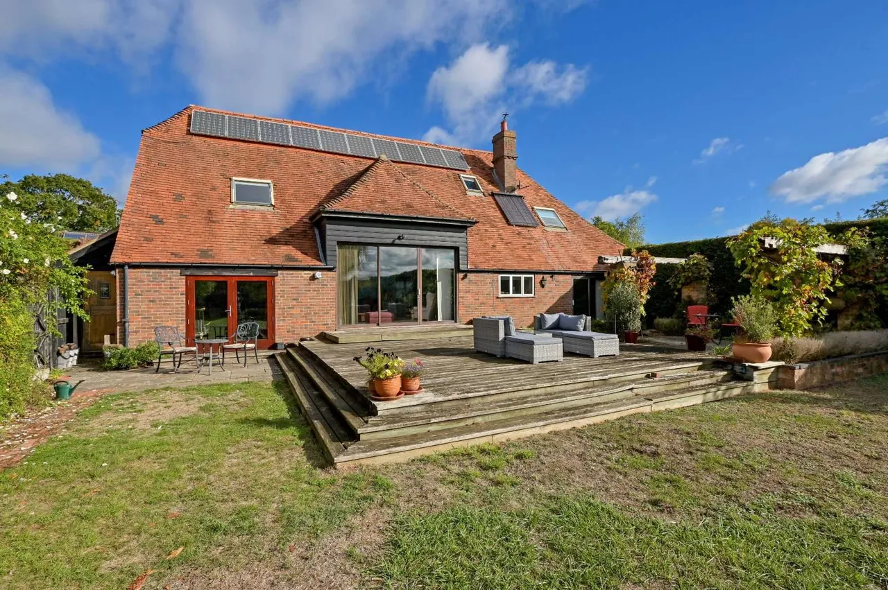 Main Street, East Hanney, OX12, photo 8