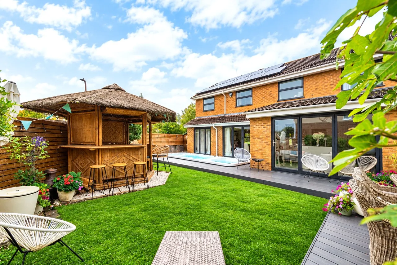 Stanmore Gardens, Newport Pagnell, MK16, photo 17