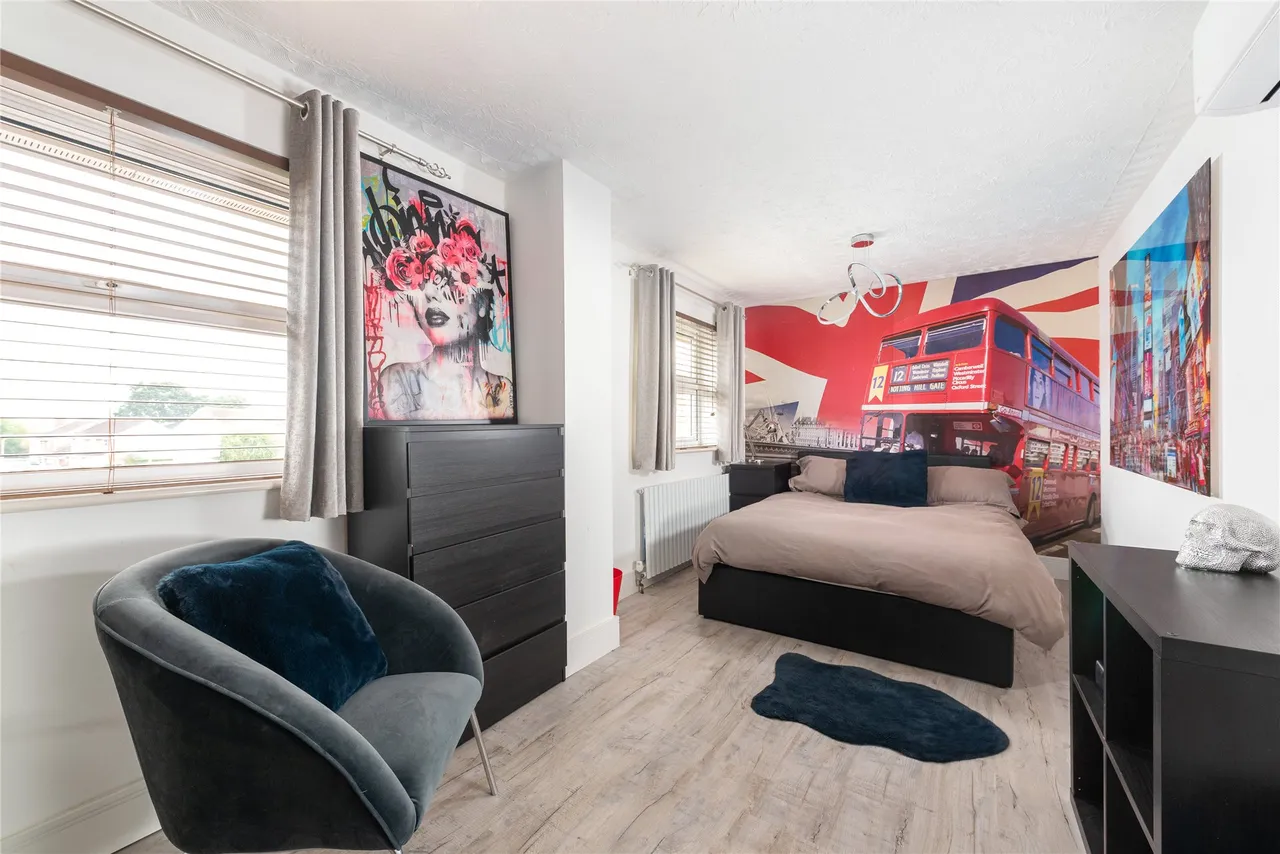 Stanmore Gardens, Newport Pagnell, MK16, photo 12