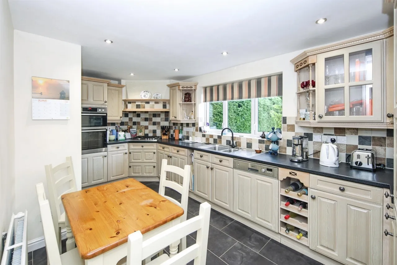 Dengate Drive, Balsall Common, CV7, photo 11