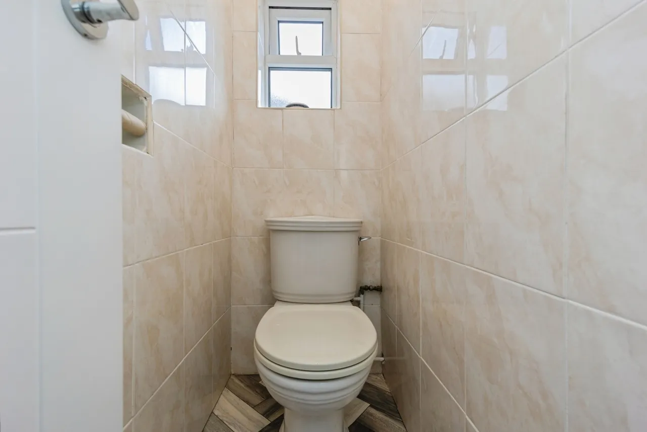 Greenway Close, Sale, Greater Manchester, M33, photo 15