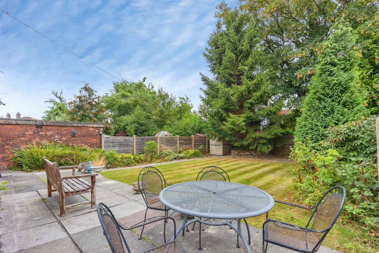 Greenway Close, Sale, Greater Manchester, M33, photo 23