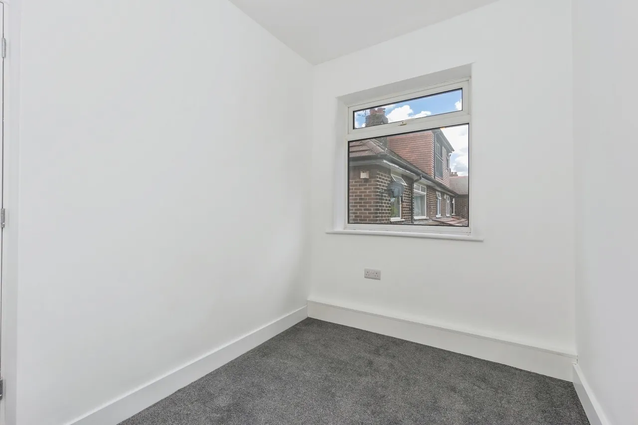 Greenway Close, Sale, Greater Manchester, M33, photo 17