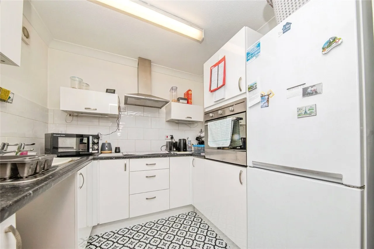 Coppins Road, Clacton-On-Sea, Essex, CO15, photo 4