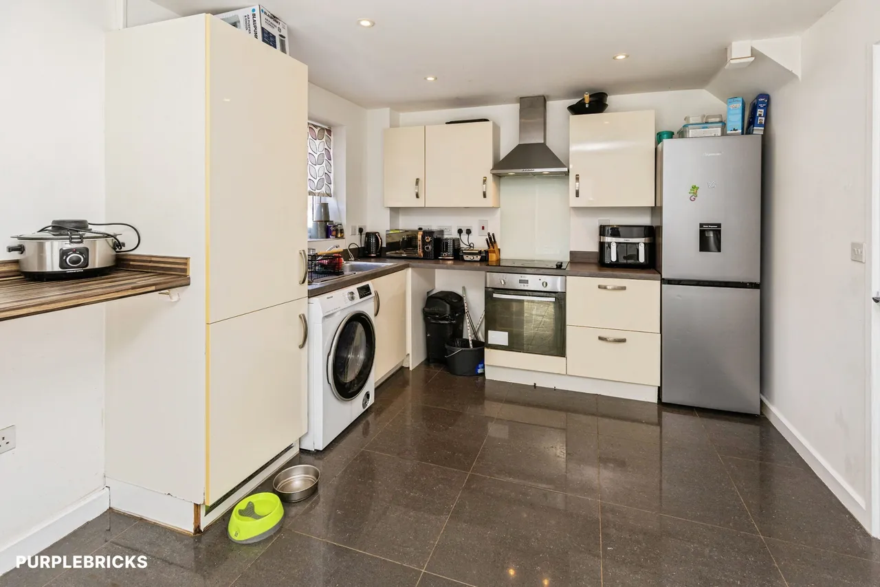 Whitehead Drive, Wrexham, LL11, photo 6