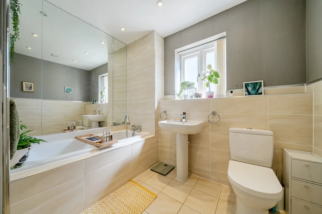 Jepson Drive, Dartford, DA2, photo 9