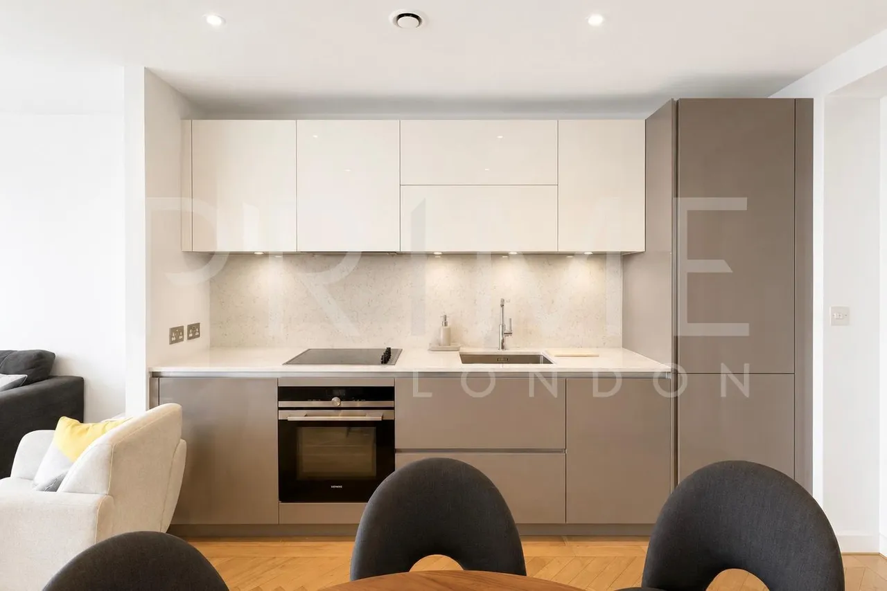 Southwark Bridge Road, London, SE1, photo 5