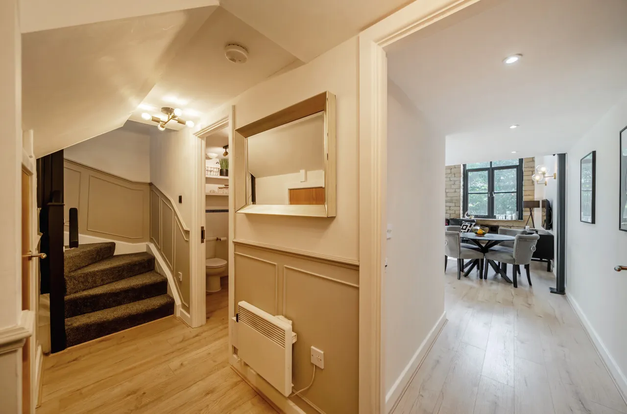 Meadow Road, Apperley Bridge, BD10, photo 6