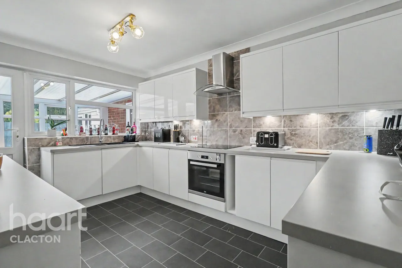Spenser Way, Clacton-On-Sea, CO15, photo 5