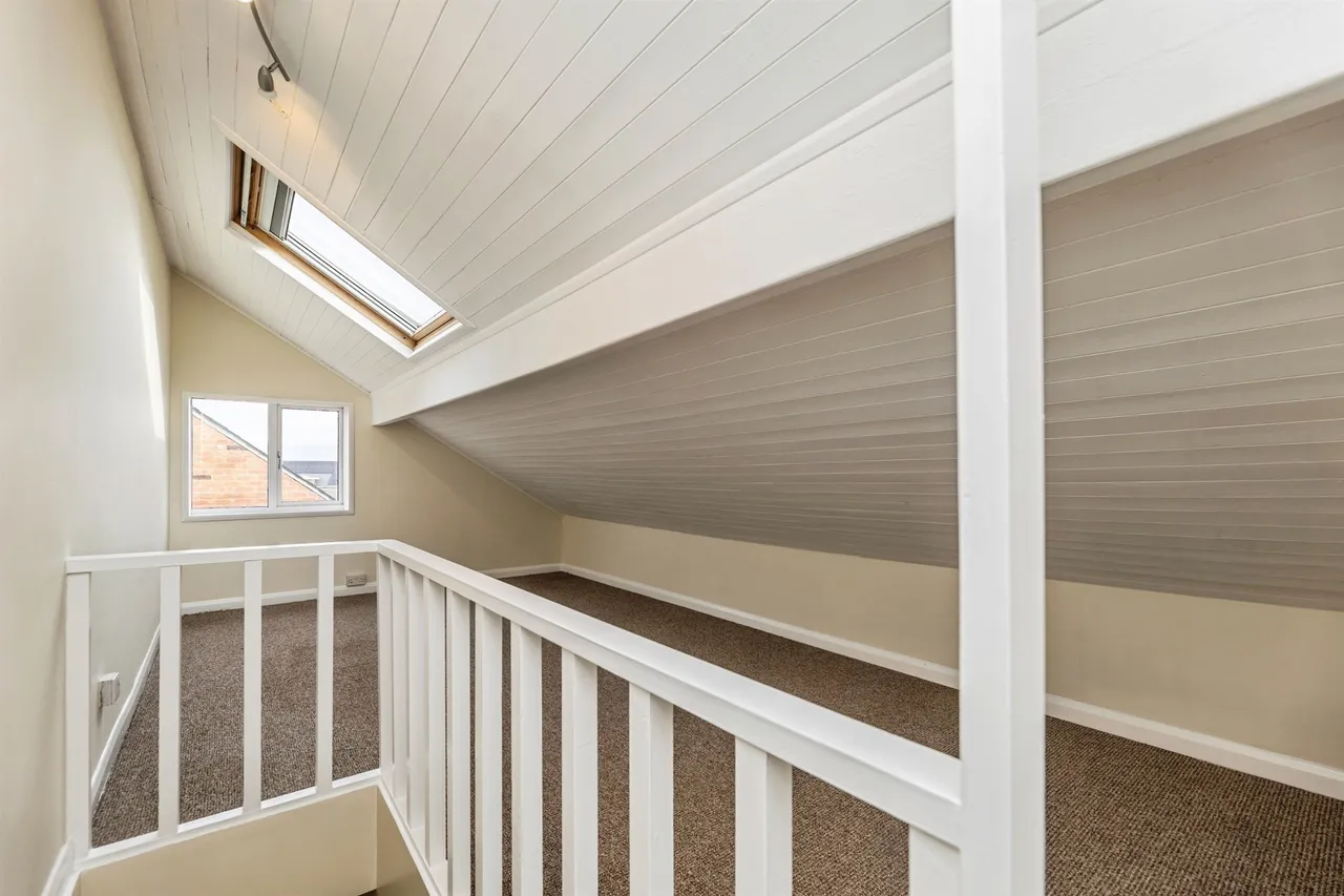 South Queen Street, Morley, LS27, photo 13