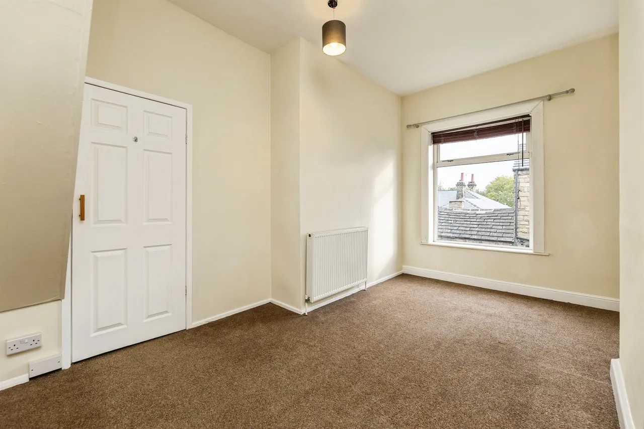South Queen Street, Morley, LS27, photo 9