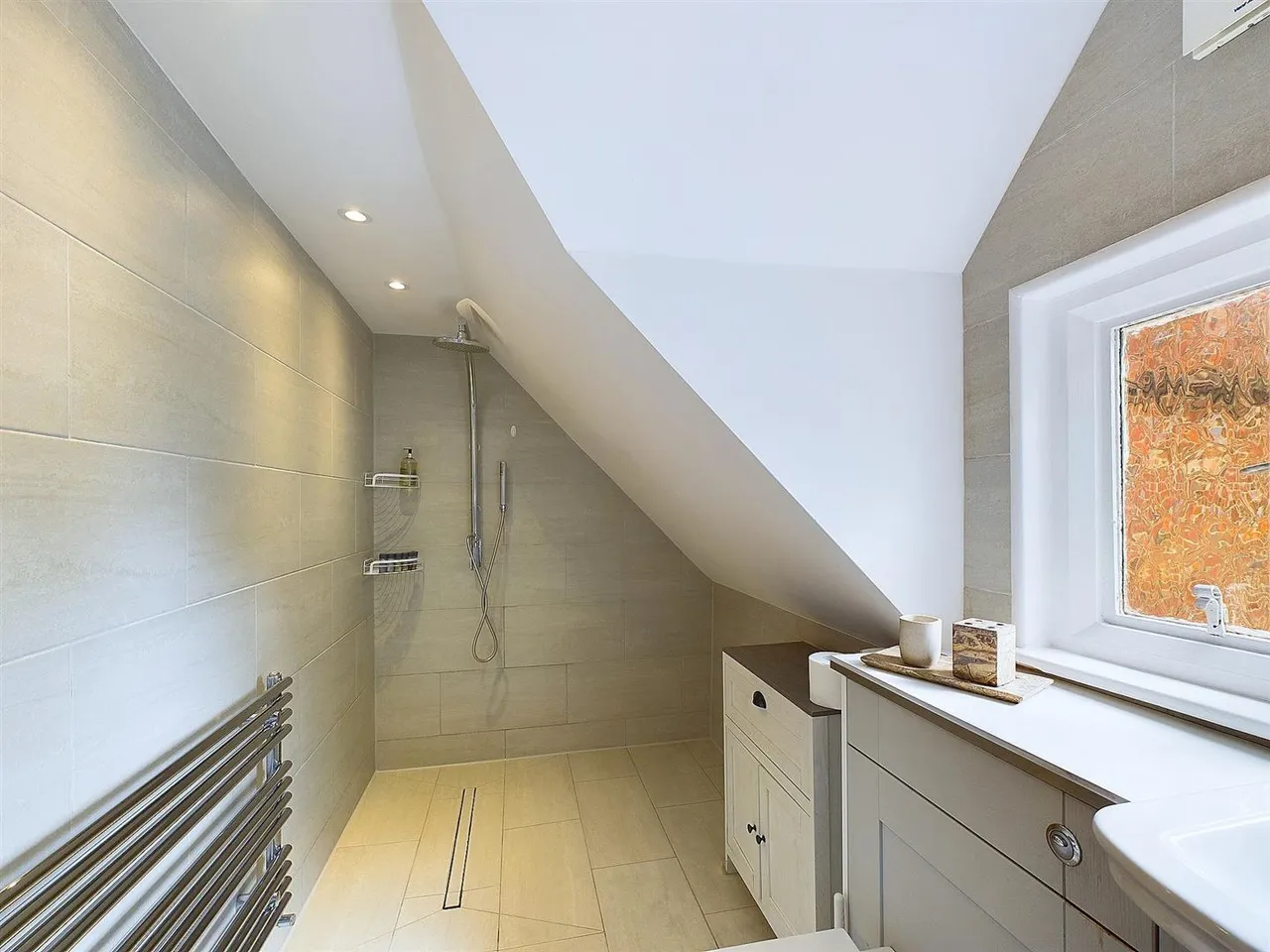 Devey Close, Kingston Upon Thames, KT2, photo 10
