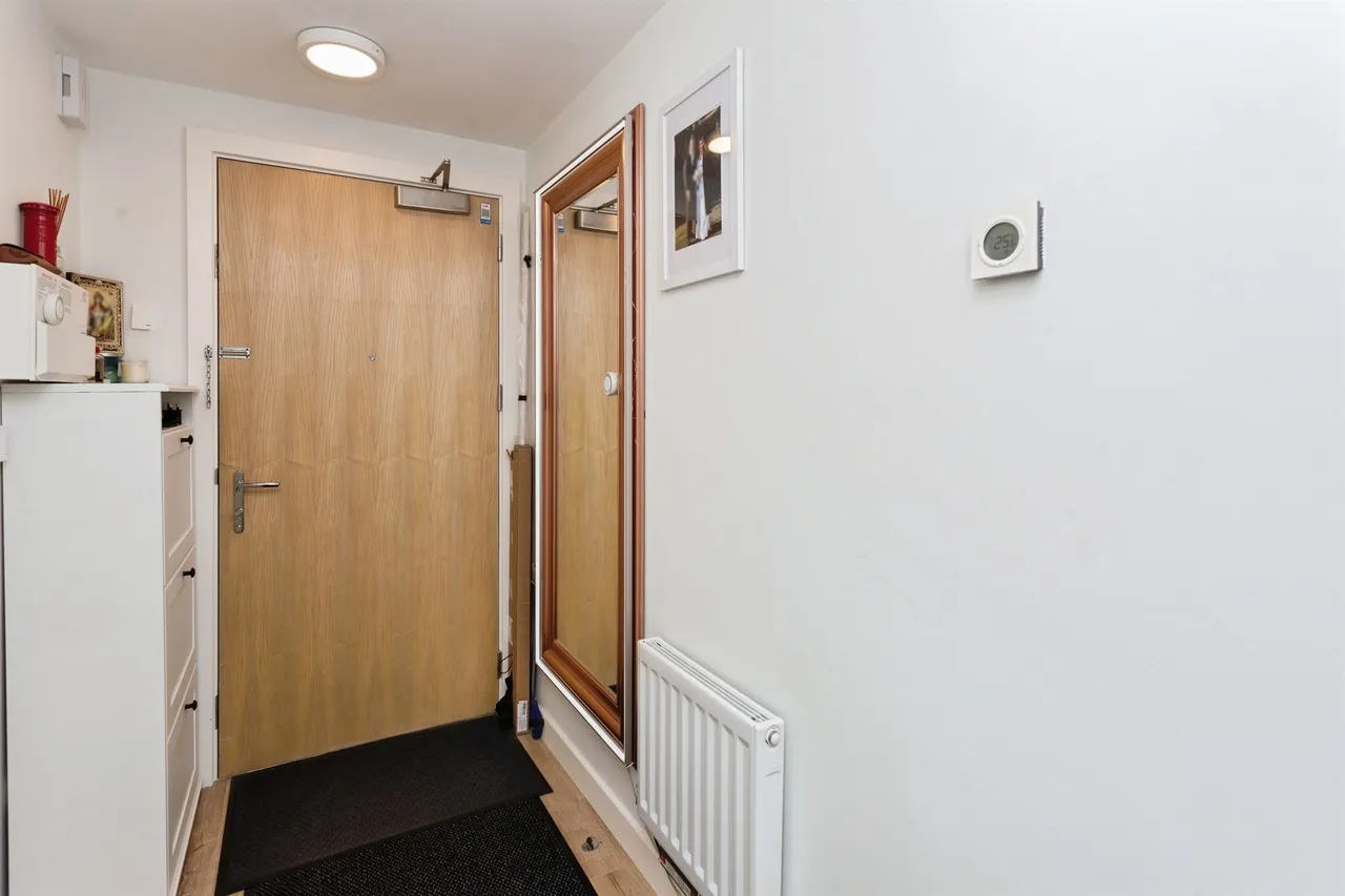 Wellstones, Watford, WD17, photo 5