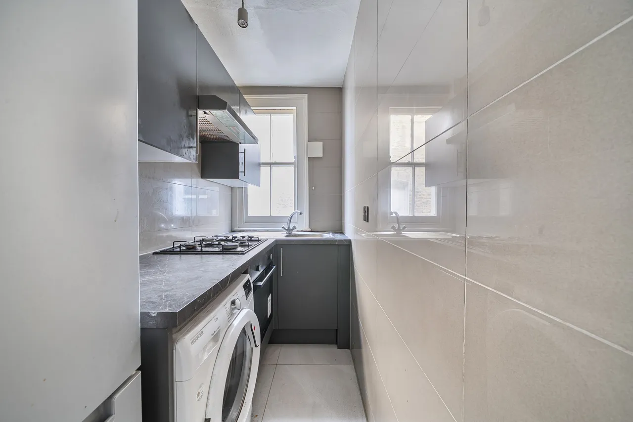 Raised Ground Floor, 129 Mirabel Road, London, photo 9