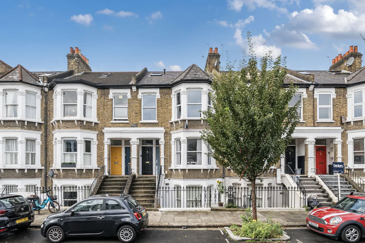 Raised Ground Floor, 129 Mirabel Road, London, photo 2