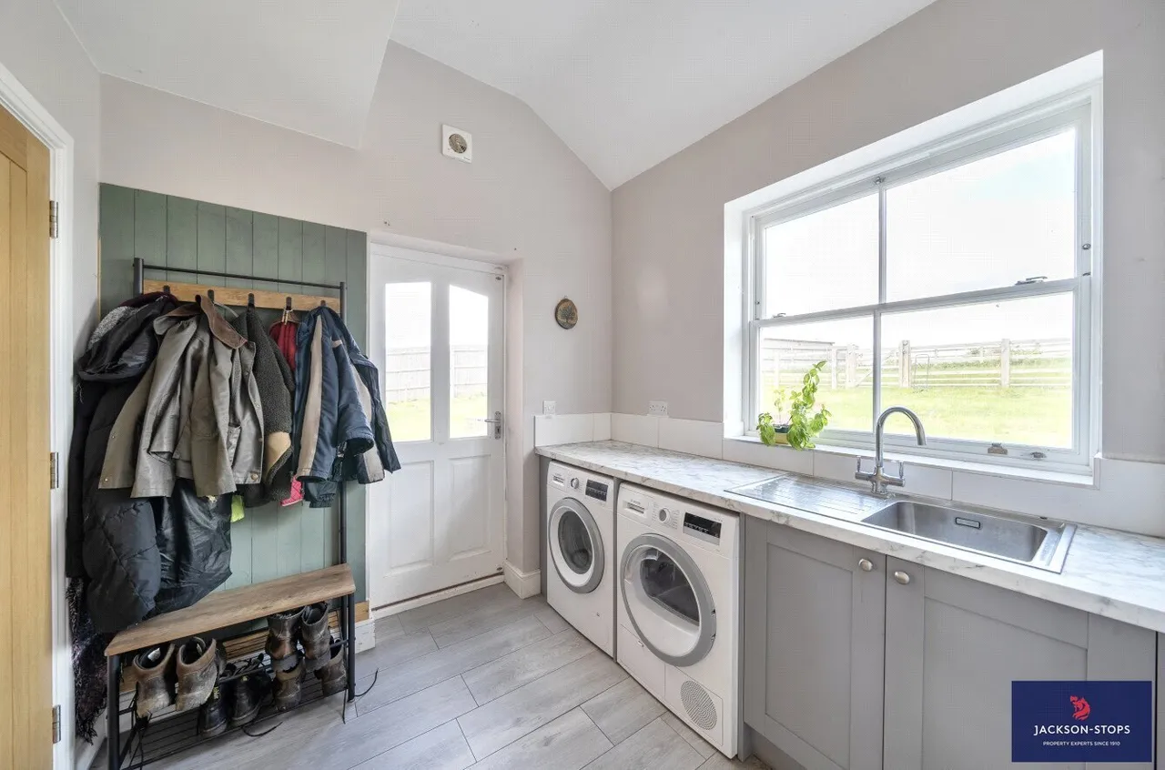 The Lane, Tebworth, LU7, photo 8