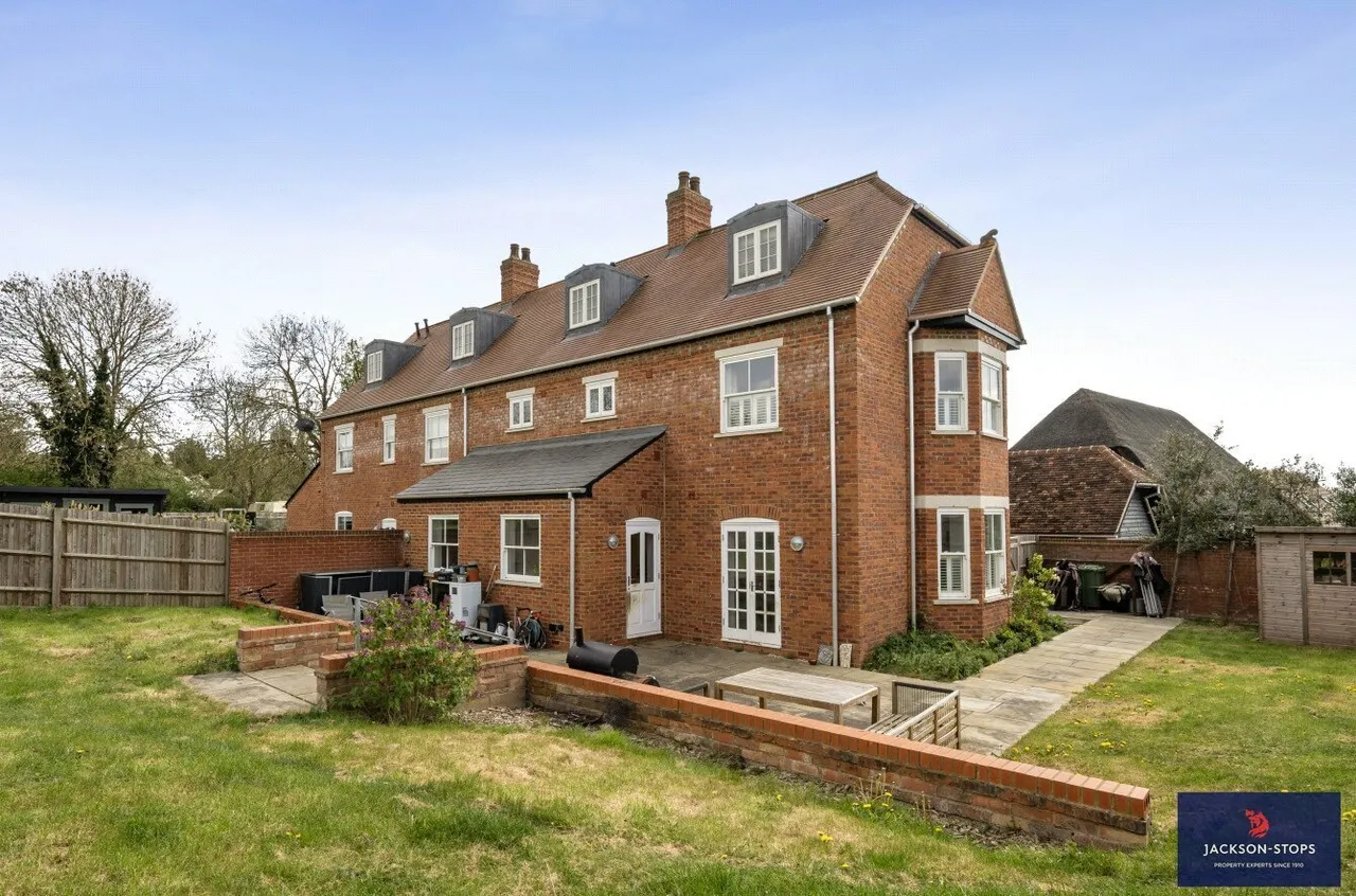 The Lane, Tebworth, LU7, photo 4