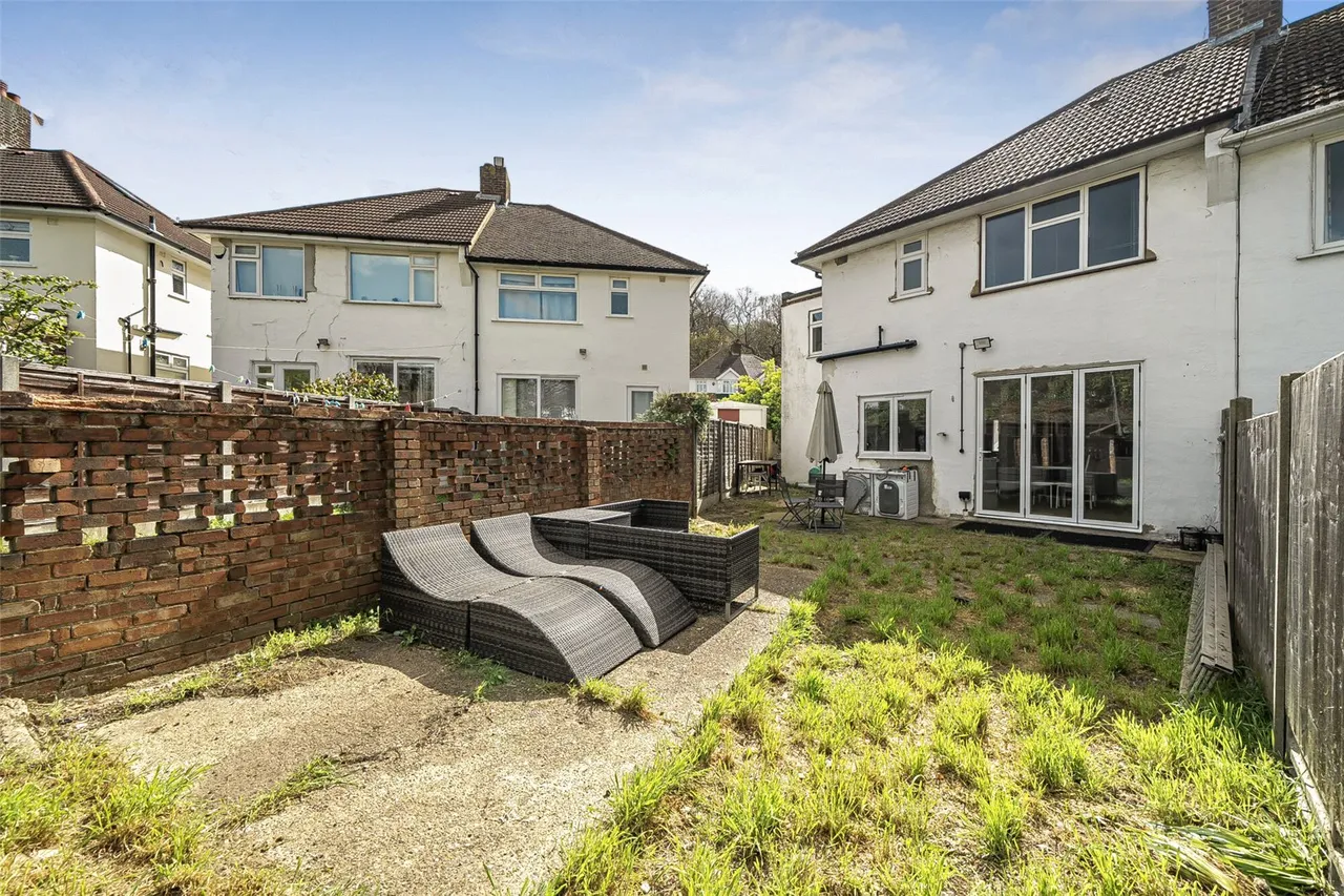Dumbreck Road, SE9, photo 14