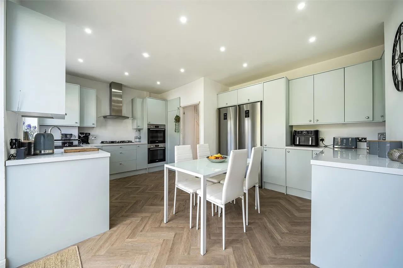 Dumbreck Road, SE9, photo 12