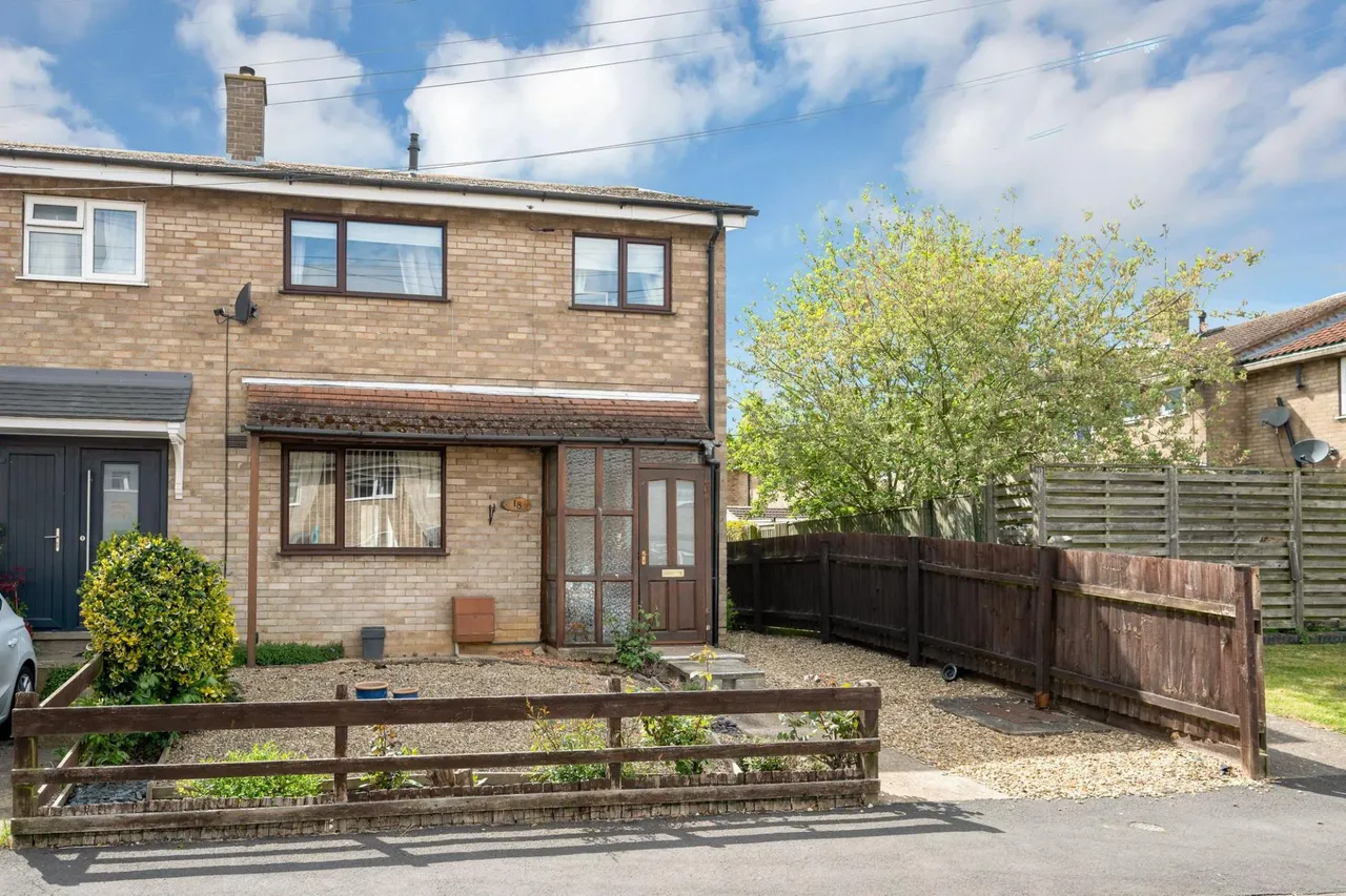 3 bed house for sale, Andrew Road, Stamford, PE9