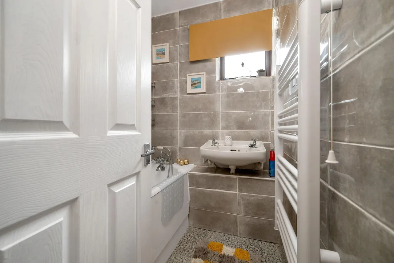Andrew Road, Stamford, PE9, photo 13