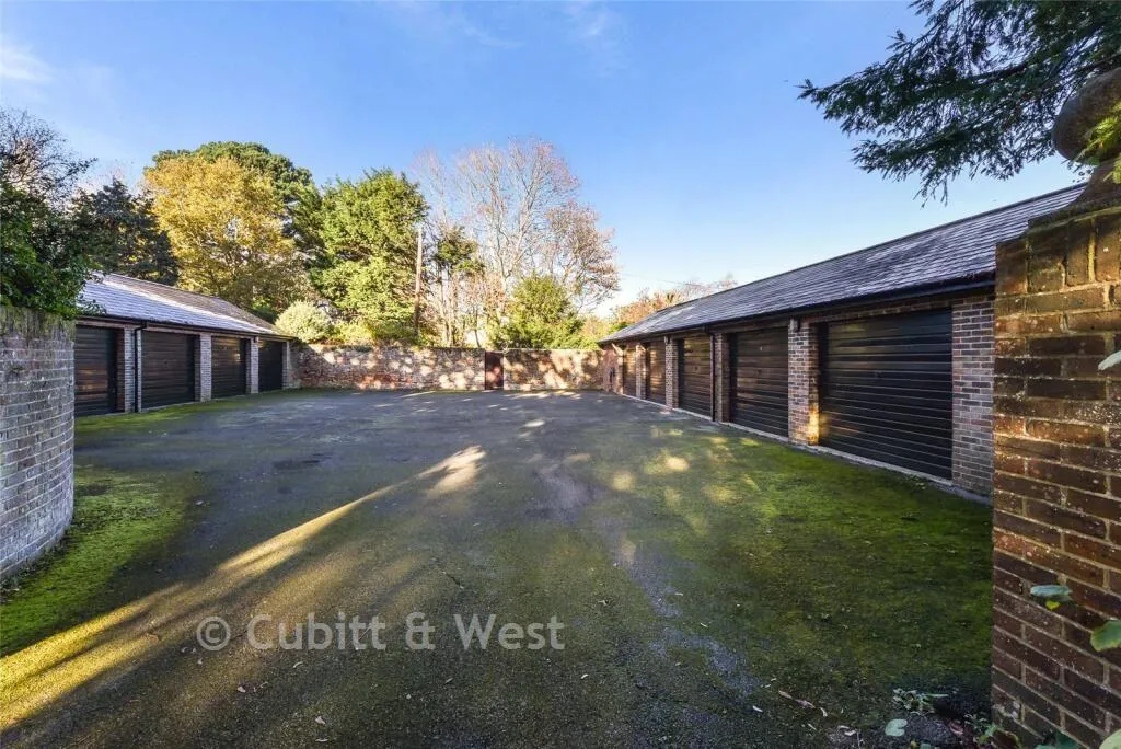 The Street, Walberton, BN18, photo 19
