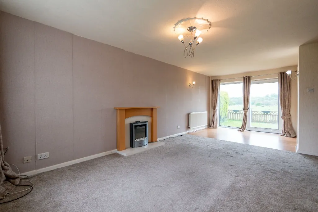 Meadway, Bury, BL9, photo 2