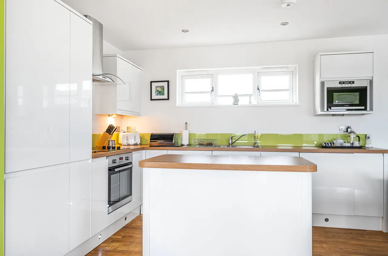 The Residence, Gwel An Mor, Portreath, Cornwall, TR16 4PE, photo 6