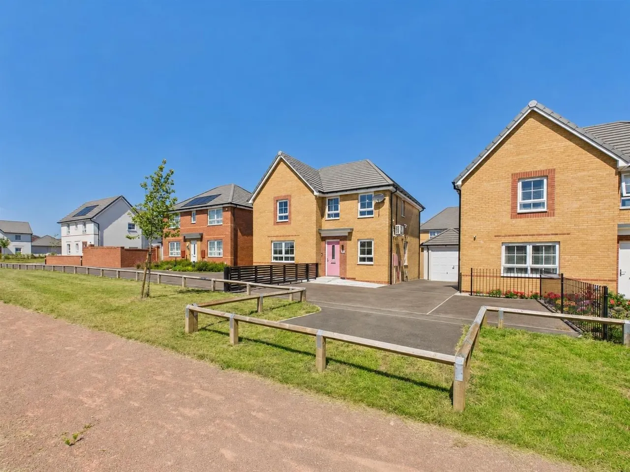 4 bed house for sale, Cross Keys Berry Hill, Coleford, GL16