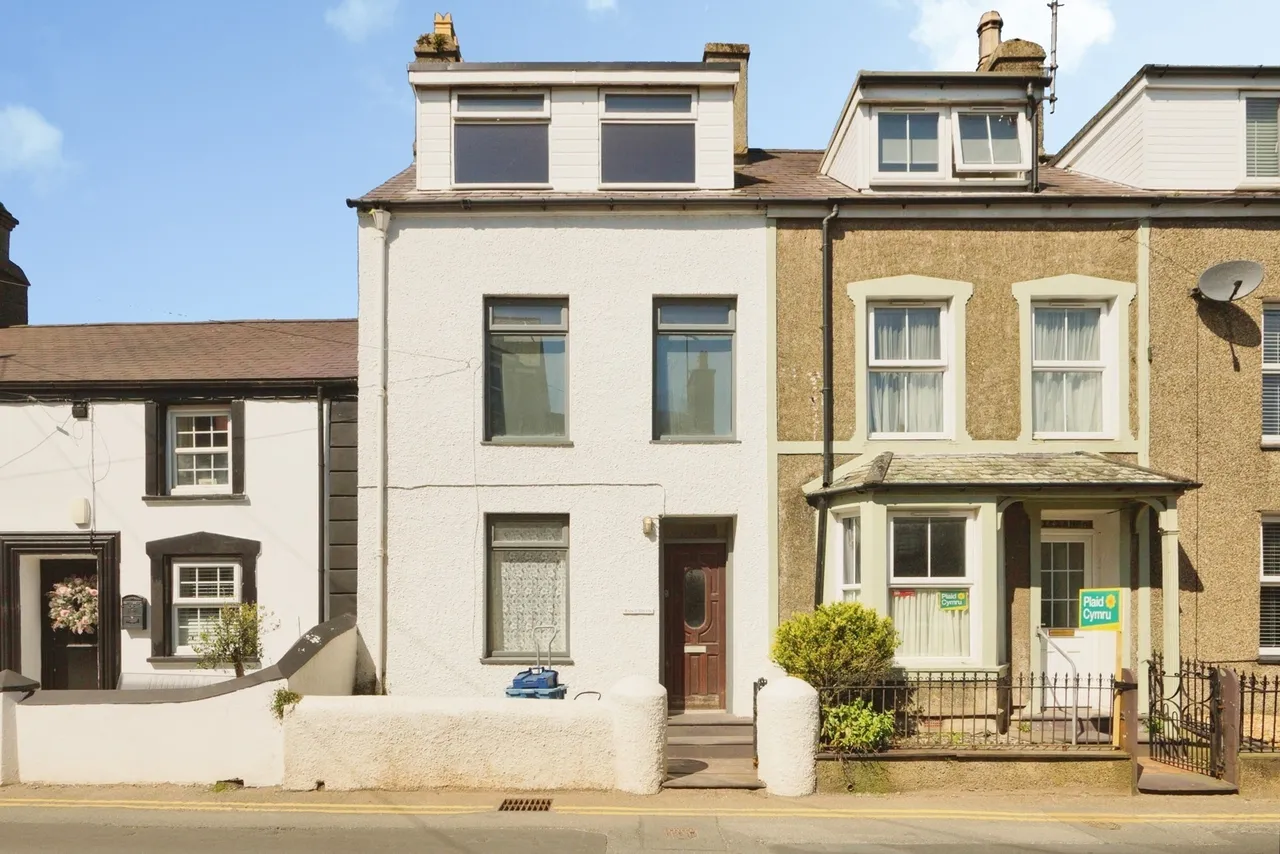 4 bed house for sale, Stryd Y Ffynnon, Nefyn, LL53