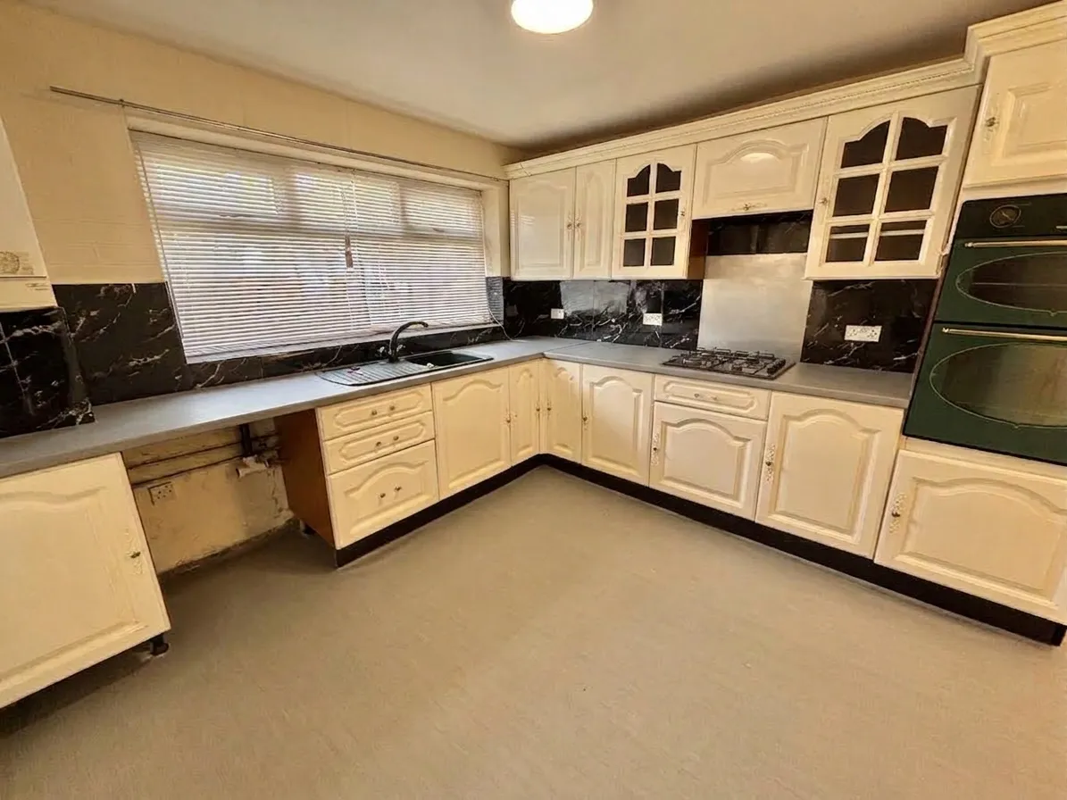 Meadowbank Close, Oldham, OL4, photo 5
