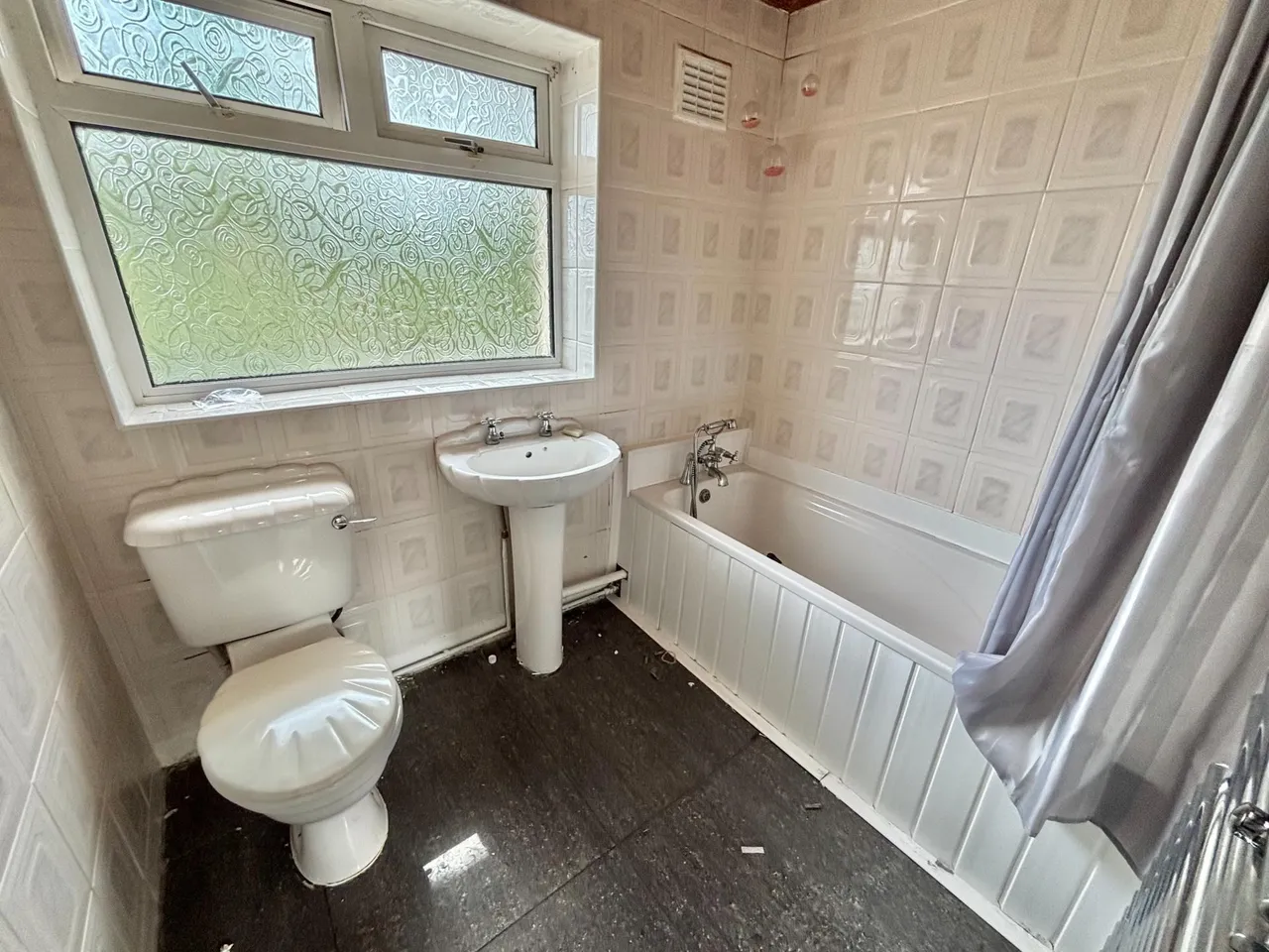 Meadowbank Close, Oldham, OL4, photo 10