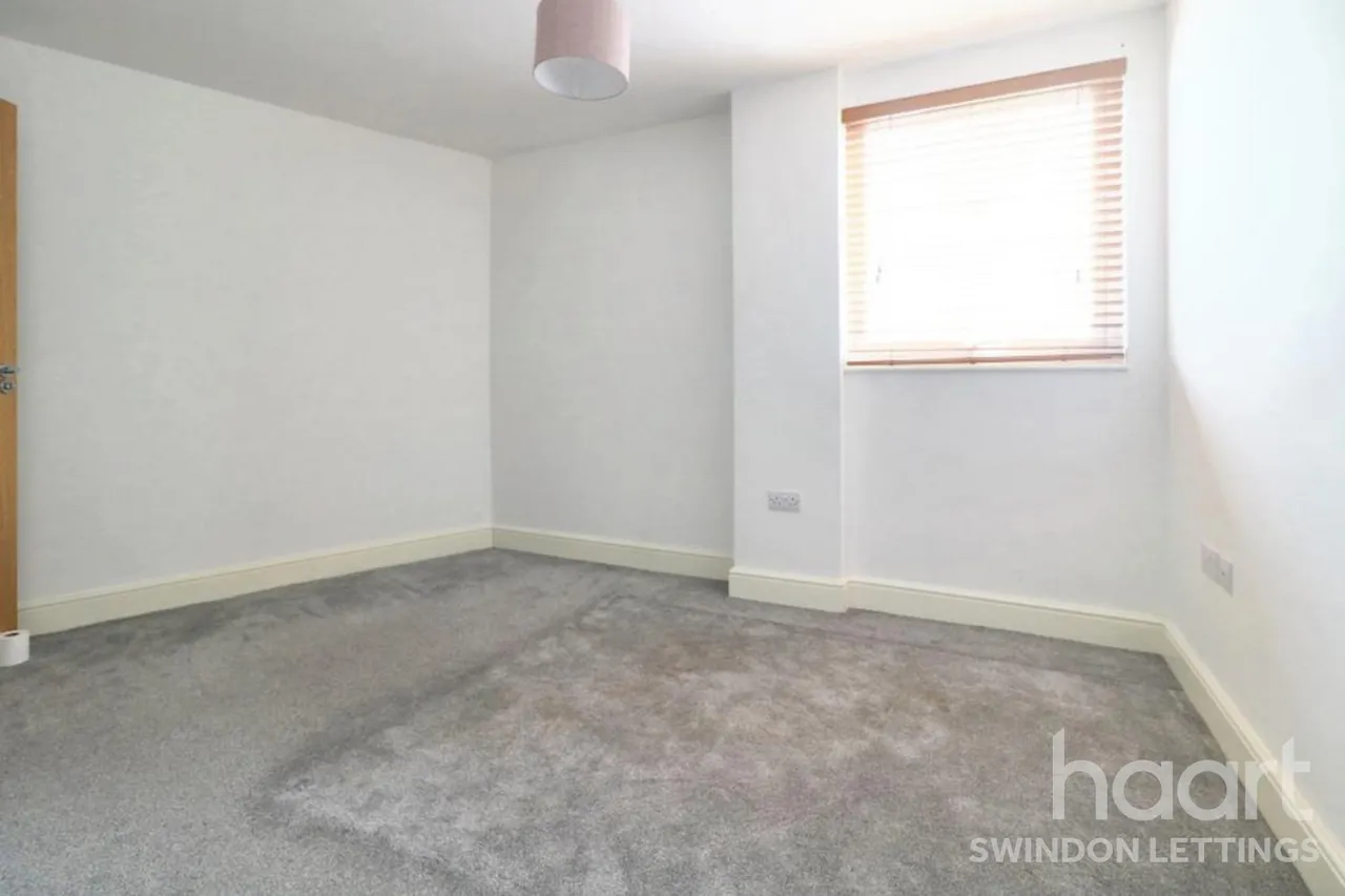 The Lock Apartments, Swindon, SN1, photo 7