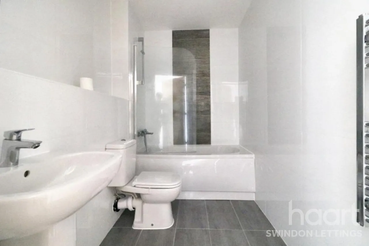 The Lock Apartments, Swindon, SN1, photo 6