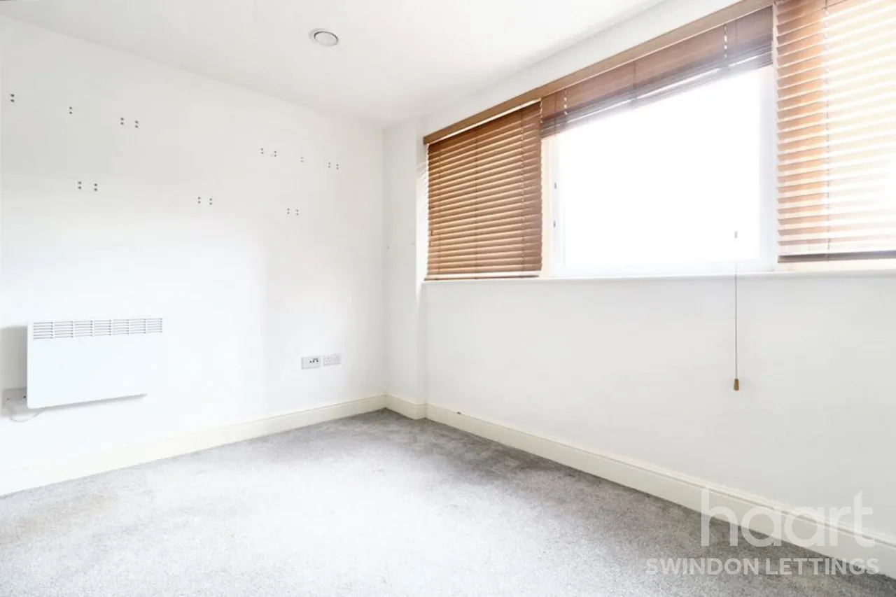 The Lock Apartments, Swindon, SN1, photo 4